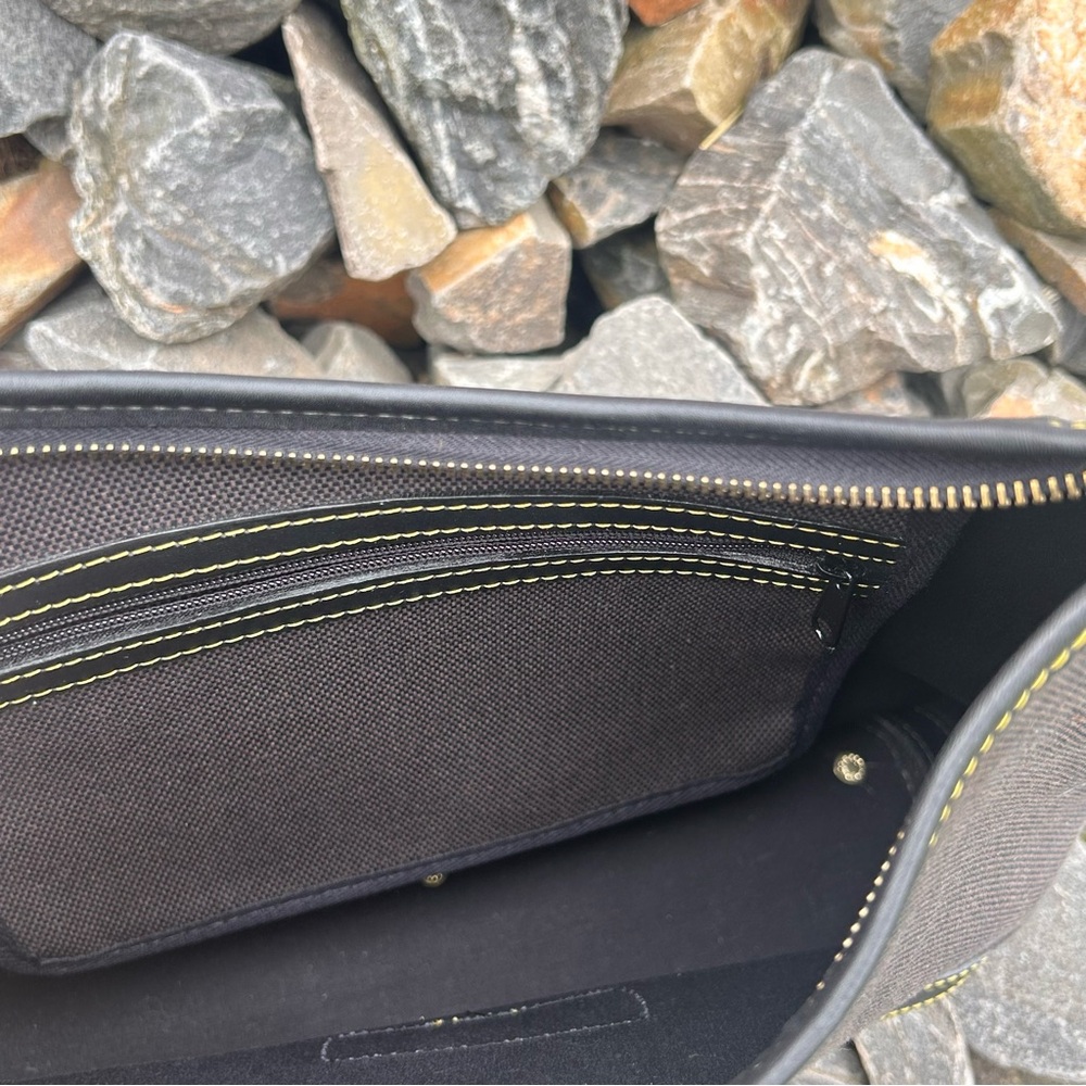 NEW Dooney & Bourke purse - Picture 6 of 10